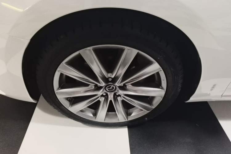 Used Mazda Atenza 2021 2.5L Sky Blue Sport Edition Left Front Wheel Hub