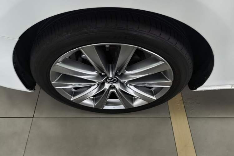 Used Mazda Atenza 2021 2.5L Blue Sky Prestige Edition Left Front Wheel Hub