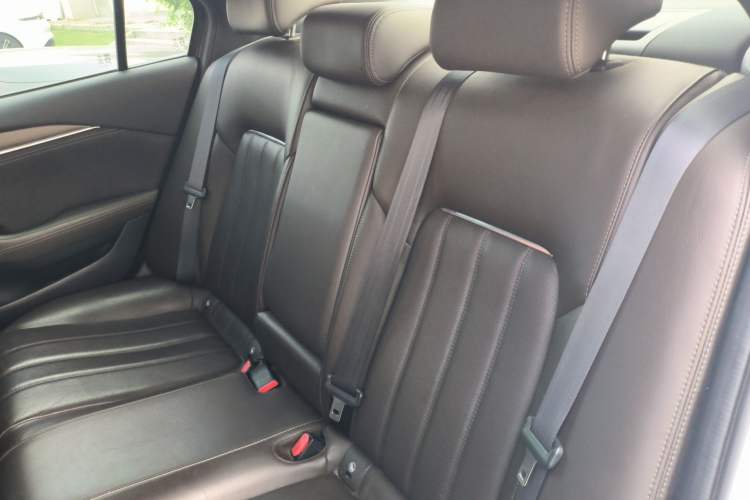 Used Mazda Atenza 2021 2.5L Blue Sky Prestige Edition Left Rear Seat