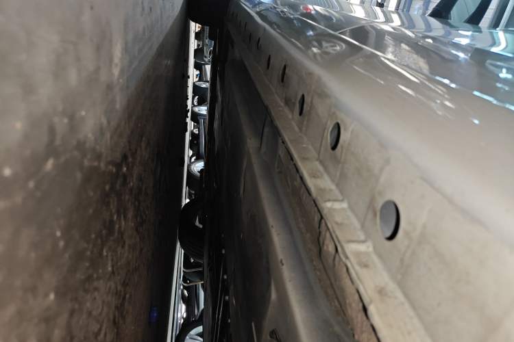 Used Mazda Atenza 2021 2.5L Blue Sky Prestige Edition Left Side Sill