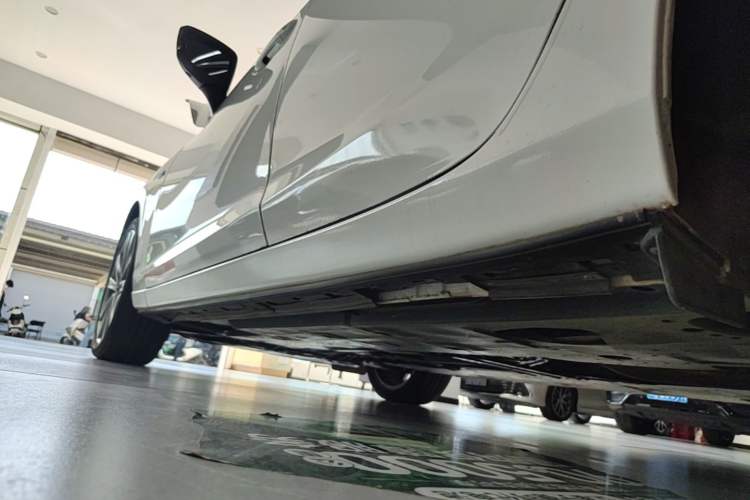 Used Mazda Atenza 2021 2.5L Sky Blue Sport Edition Left Side Sill