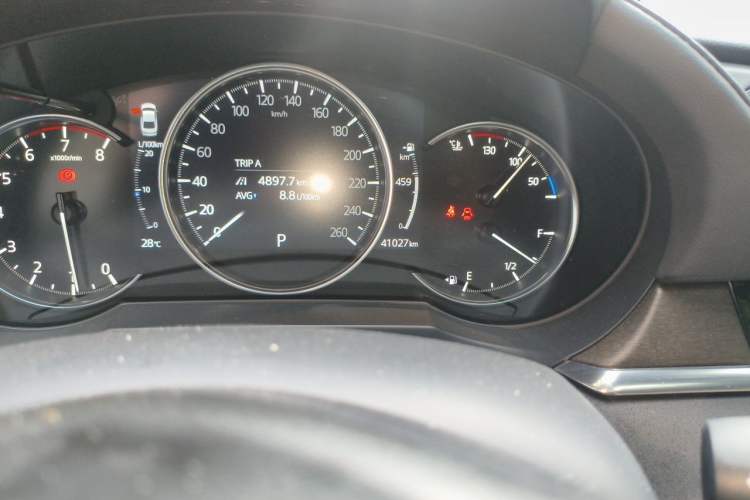 Used Mazda Atenza 2021 2.5L Blue Sky Prestige Edition Odometer Close Up