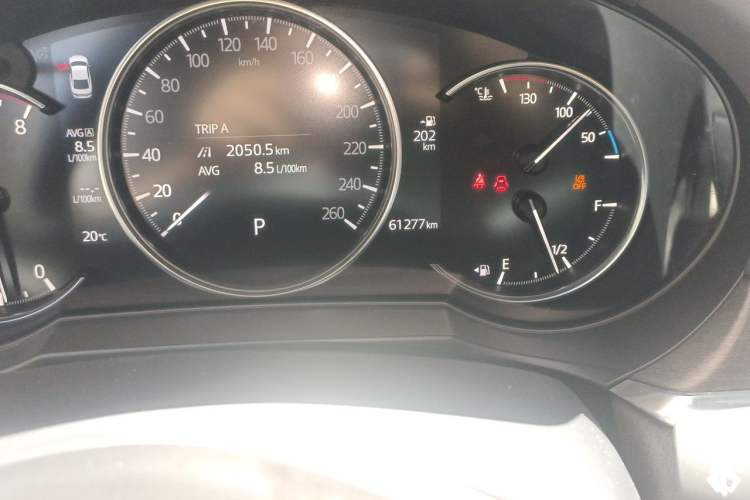 Used Mazda Atenza 2021 2.5L Blue Sky Prestige Edition Odometer Close Up