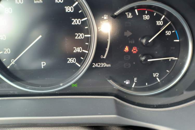 Used Mazda Atenza 2021 2.5L Blue Sky Prestige Edition Odometer Close Up