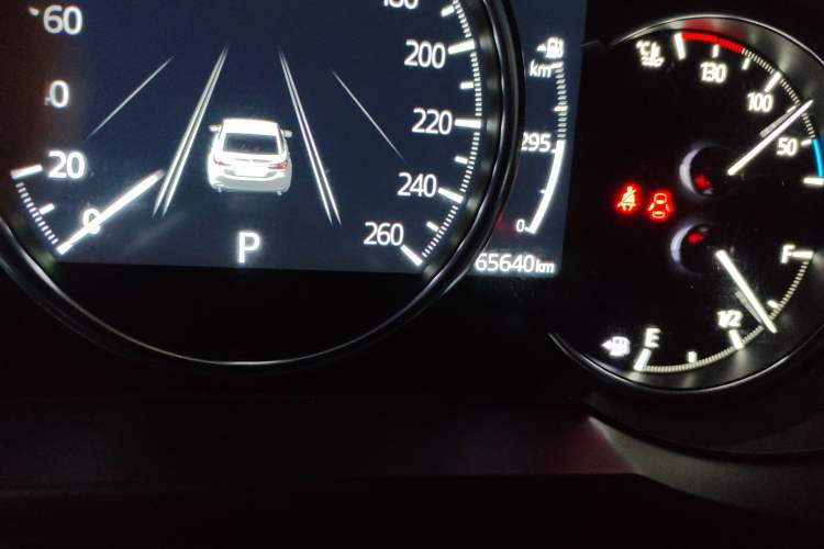Used Mazda Atenza 2021 2.5L Blue Sky Prestige Edition Odometer Close Up