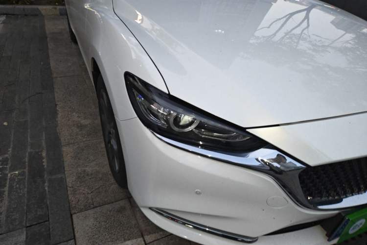 Used Mazda Atenza 2021 2.0L Blue Sky Luxury Edition Right Front Headlight