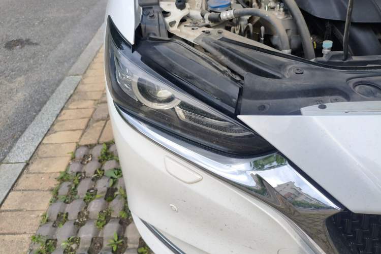 Used Mazda Atenza 2021 2.5L Blue Sky Prestige Edition Right Front Headlight