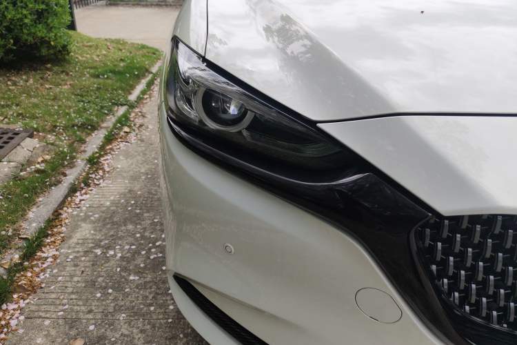 Used Mazda Atenza 2021 2.5L Sky Blue Sport Edition Right Front Headlight