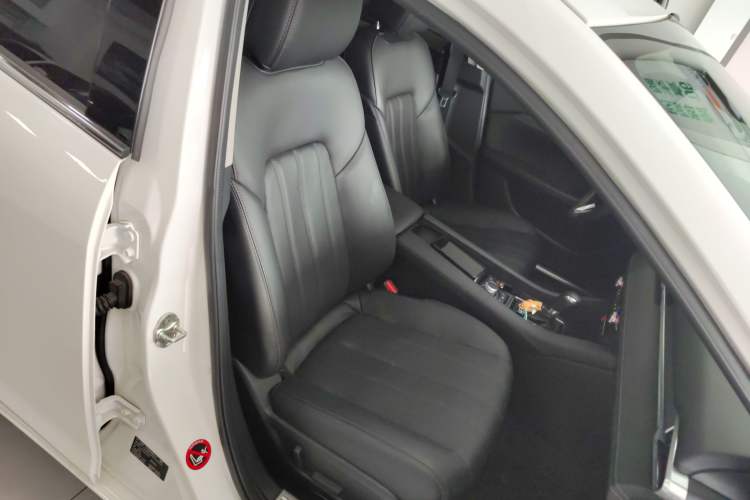 Used Mazda Atenza 2021 2.5L Sky Blue Sport Edition Right Front Seat