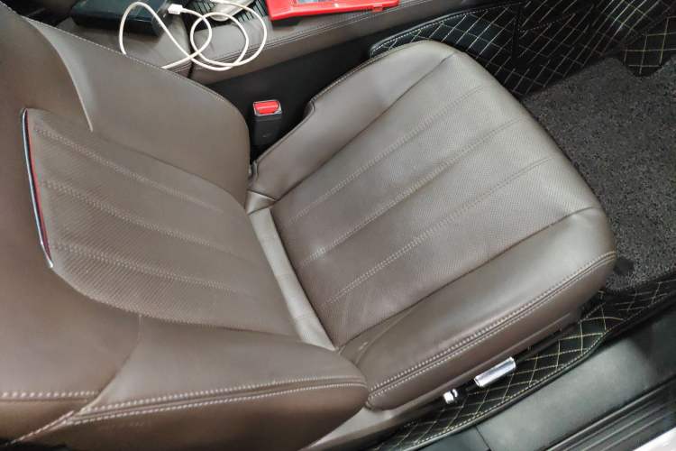 Used Mazda Atenza 2021 2.5L Blue Sky Prestige Edition Right Front Seat