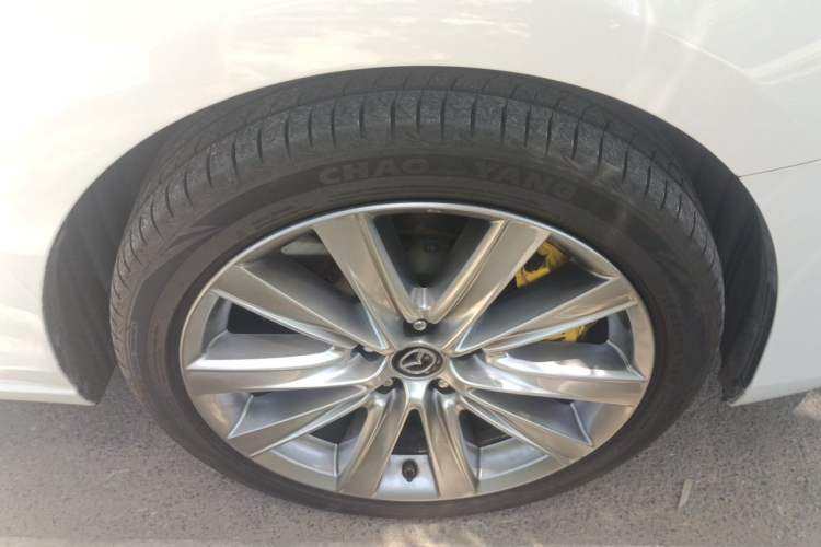 Used Mazda Atenza 2021 2.5L Blue Sky Prestige Edition Right Front Wheel Hub