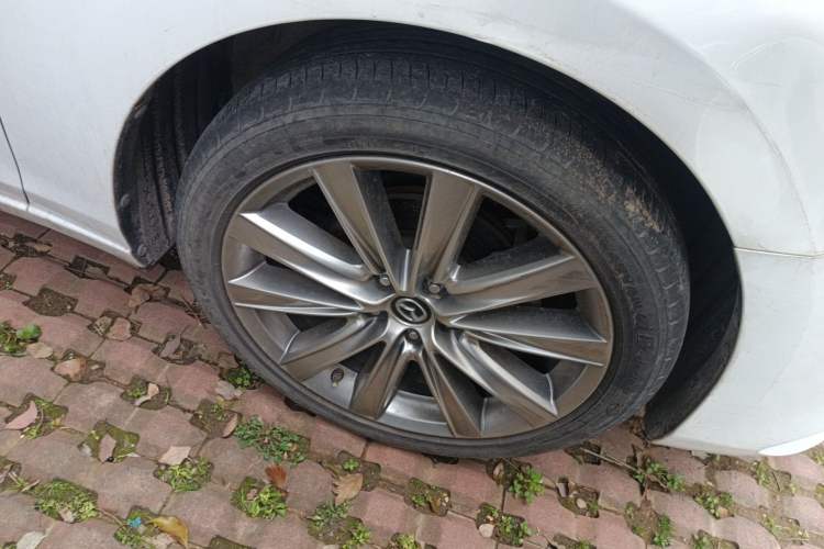 Used Mazda Atenza 2021 2.5L Sky Blue Sport Edition Right Front Wheel Hub