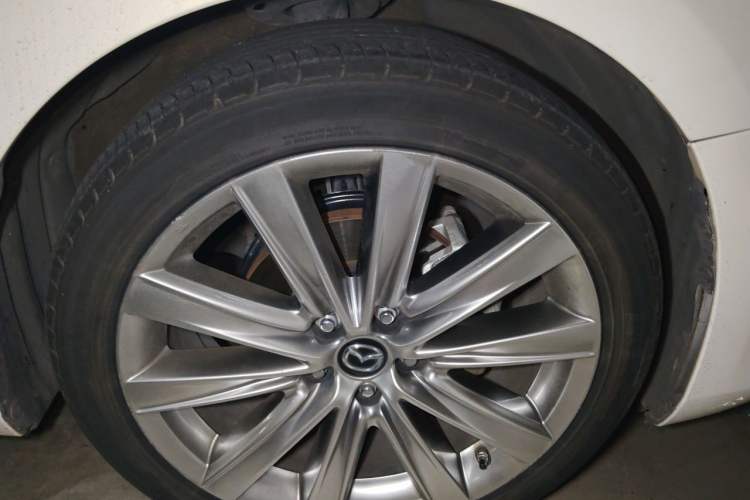 Used Mazda Atenza 2021 2.5L Sky Blue Sport Edition Right Front Wheel Hub