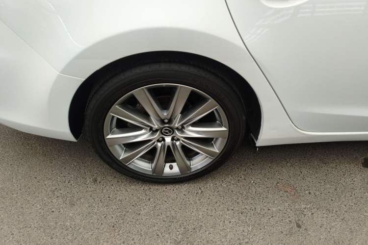 Used Mazda Atenza 2021 2.5L Sky Blue Sport Edition Right Rear Wheel Hub