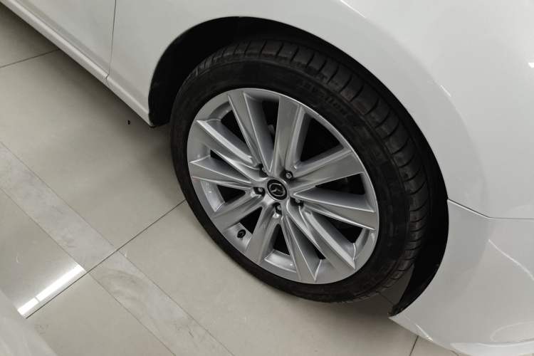 Used Mazda Atenza 2021 2.5L Sky Blue Sport Edition Right Rear Wheel Hub