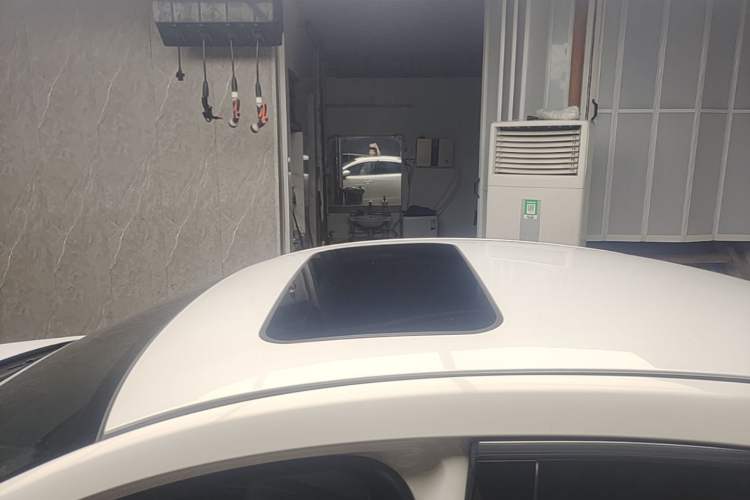 Used Mazda Atenza 2021 2.0L Blue Sky Luxury Edition Roof