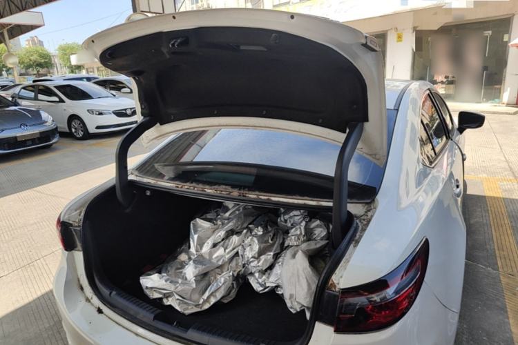 Used Mazda Atenza 2021 2.0L Blue Sky Luxury Edition Trunk
