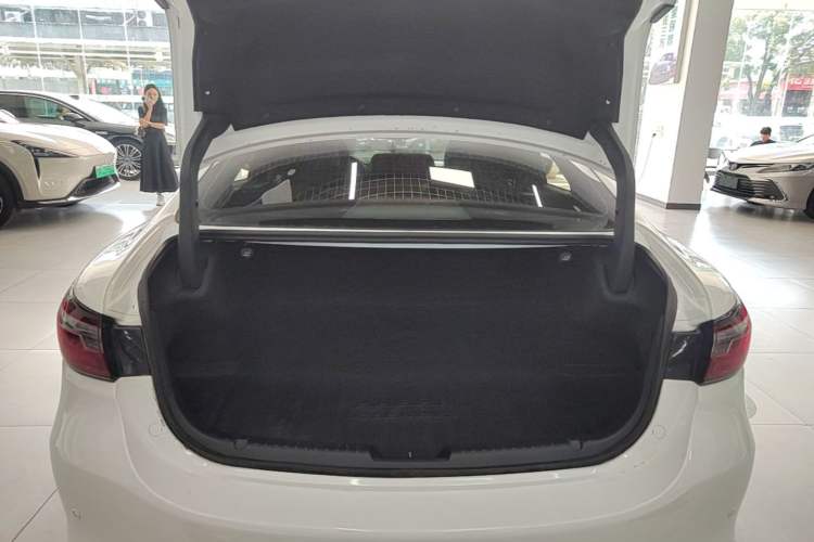 Used Mazda Atenza 2021 2.5L Sky Blue Sport Edition Trunk