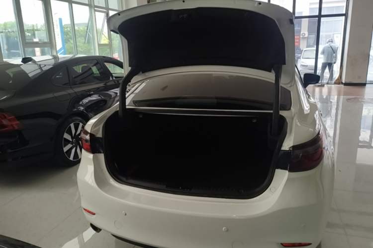 Used Mazda Atenza 2021 2.5L Sky Blue Sport Edition Trunk