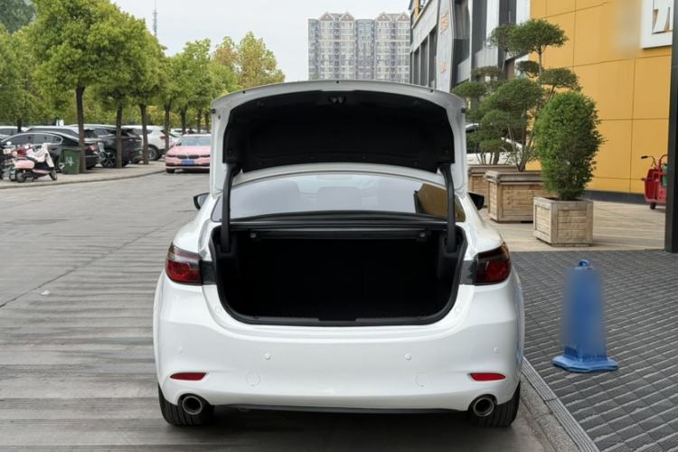Used Mazda Atenza 2021 2.5L Blue Sky Prestige Edition Trunk