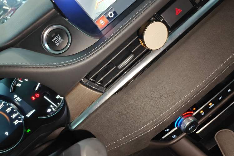 Used Mazda Atenza 2021 2.5L Blue Sky Prestige Edition Vehicle Key