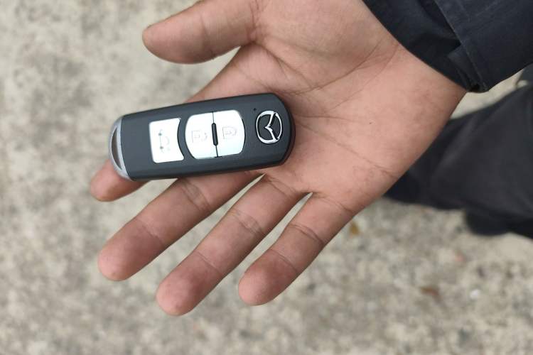 Used Mazda Atenza 2021 2.5L Sky Blue Sport Edition Vehicle Key