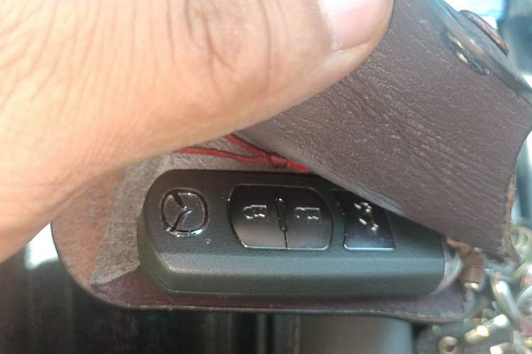 Used Mazda Atenza 2021 2.5L Blue Sky Prestige Edition Vehicle Key