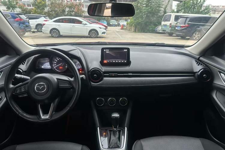 Used Mazda CX-3 2018 2.0L Automatic Luxury Version Interior 6