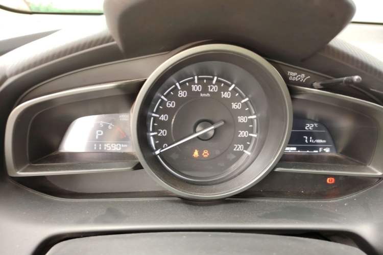 Used Mazda CX-3 2018 2.0L Automatic Luxury Version Odometer Close Up
