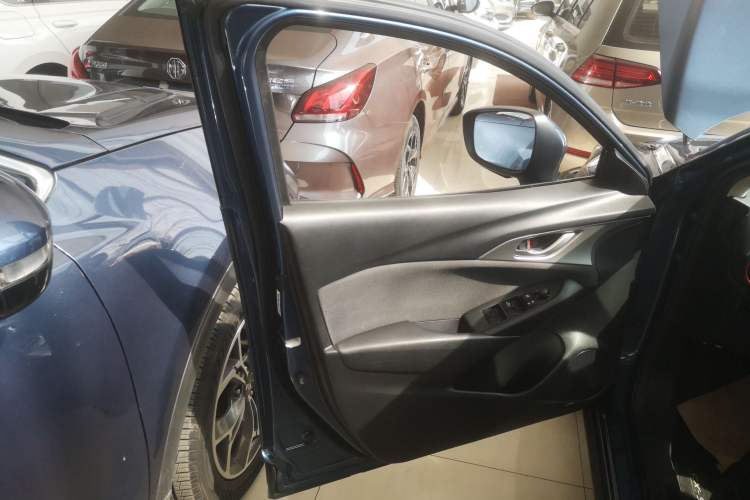 Used Mazda CX-3 2018 2.0L Automatic Luxury Version Left Front Door Interior