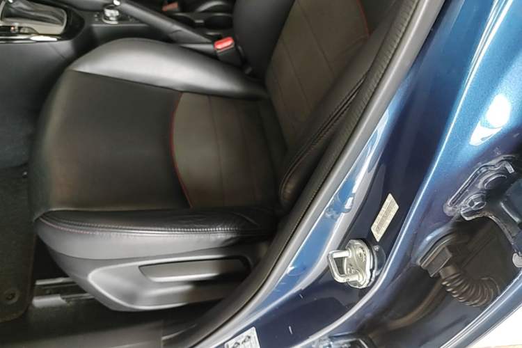 Used Mazda CX-3 2018 2.0L Automatic Prestige Edition Left Front Seat