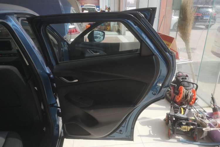 Used Mazda CX-3 2018 2.0L Automatic Luxury Version Right Rear Door Interior