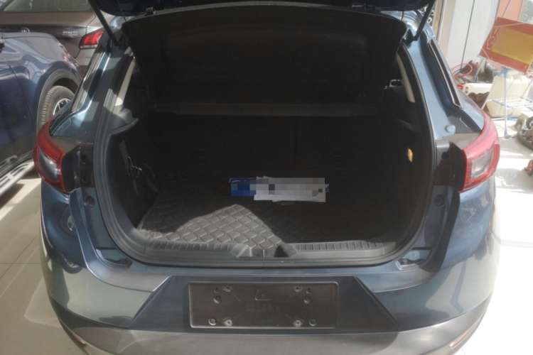 Used Mazda CX-3 2018 2.0L Automatic Luxury Version Trunk
