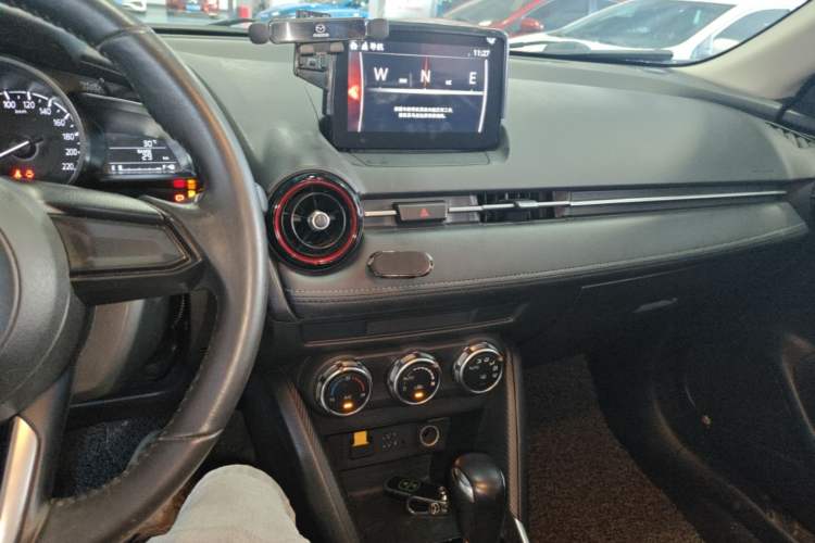 Used Mazda CX-3 2018 2.0L Automatic Luxury Version Audio And AC Panel