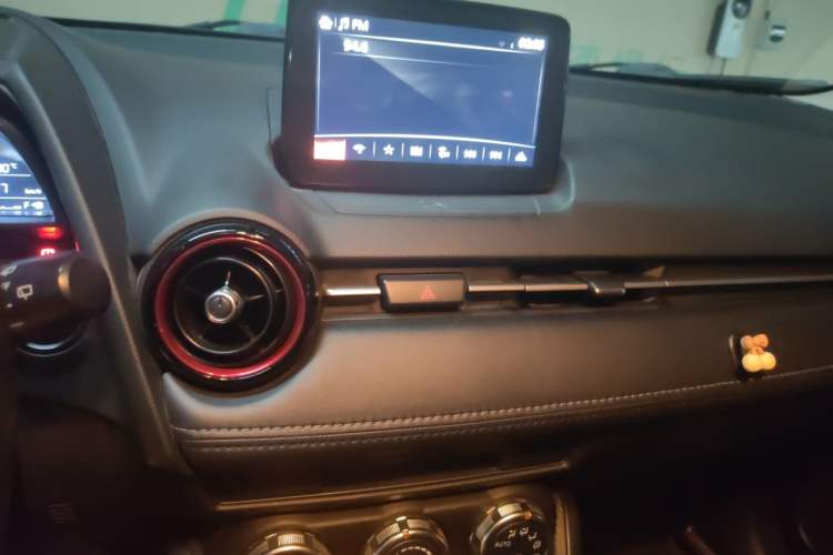 Used Mazda CX-3 2018 2.0L Automatic Luxury Version Audio And AC Panel
