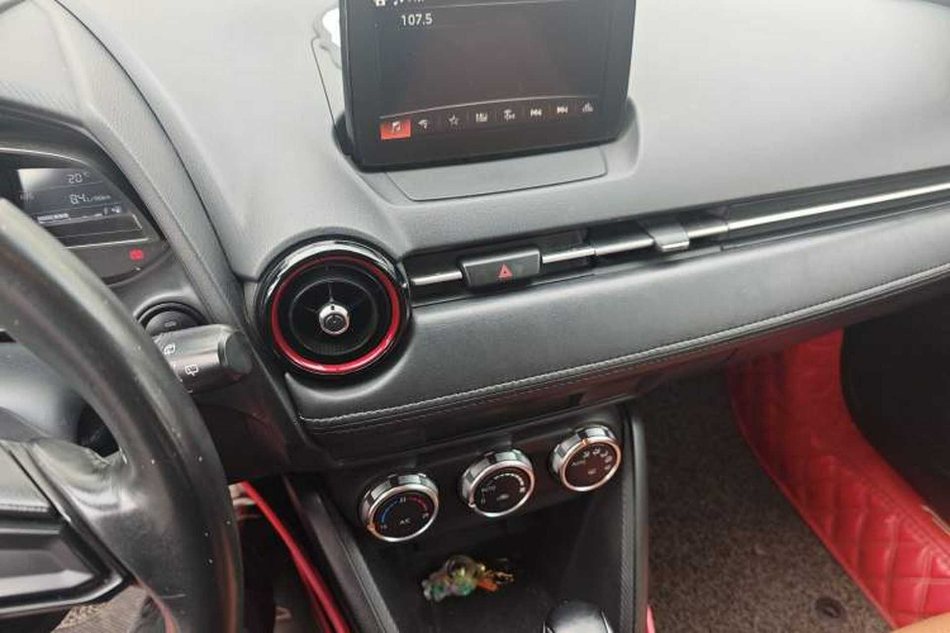 Used Mazda CX-3 2018 2.0L Automatic Luxury Version Audio And AC Panel