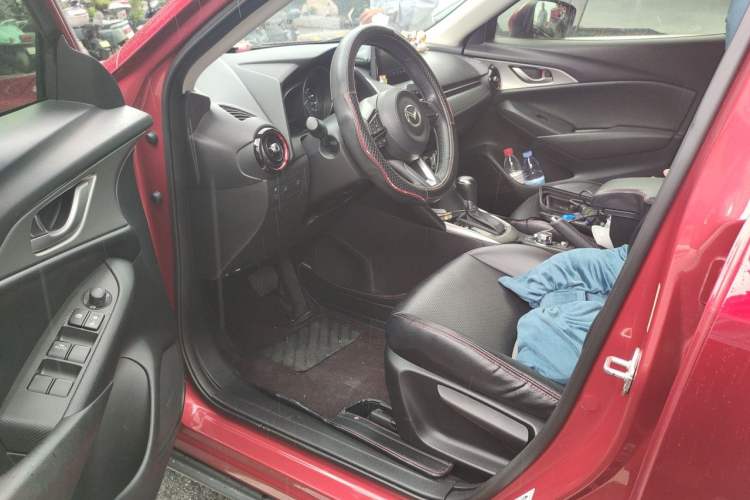 Used Mazda CX-3 2018 2.0L Automatic Luxury Version Driver Seat