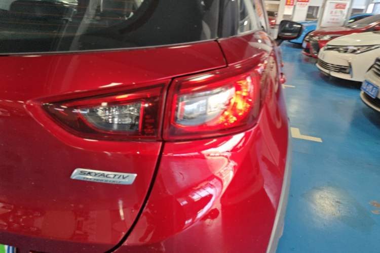 Used Mazda CX-3 2018 2.0L Automatic Luxury Version Exterior 3