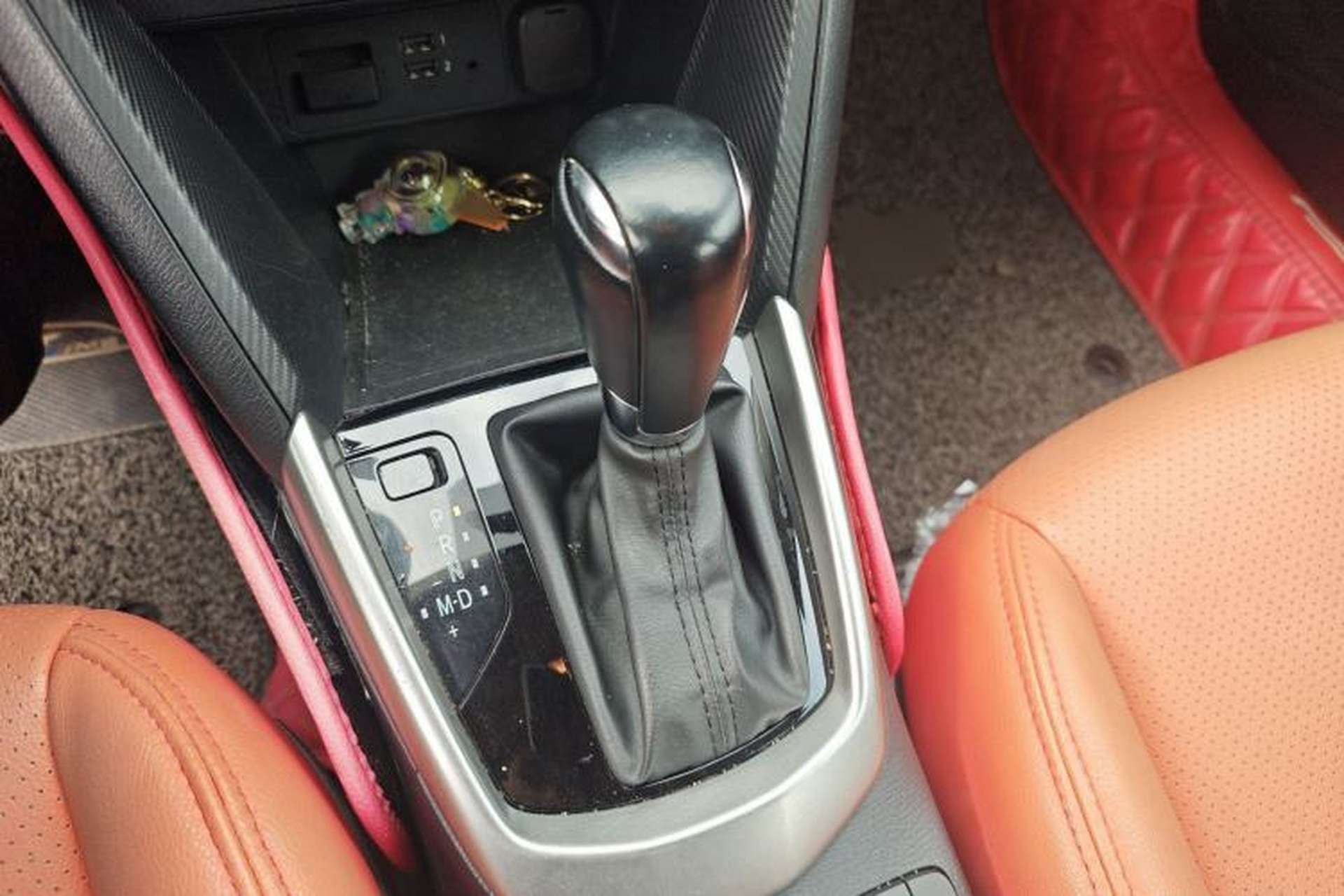 Used Mazda CX-3 2018 2.0L Automatic Luxury Version Gear Lever