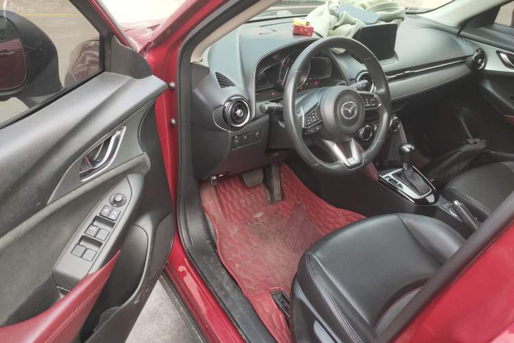Used Mazda CX-3 2018 2.0L Automatic Prestige Edition Interior 3