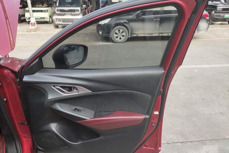 Used Mazda CX-3 2018 2.0L Automatic Prestige Edition Interior 5