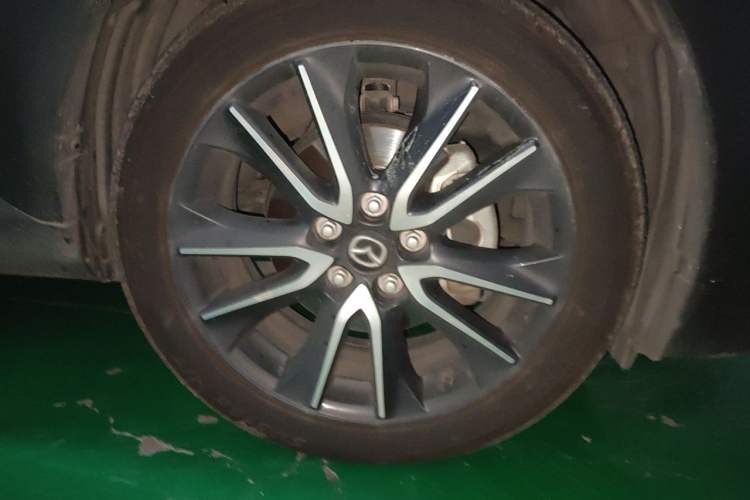 Used Mazda CX-3 2018 2.0L Automatic Prestige Edition Right Front Wheel Hub