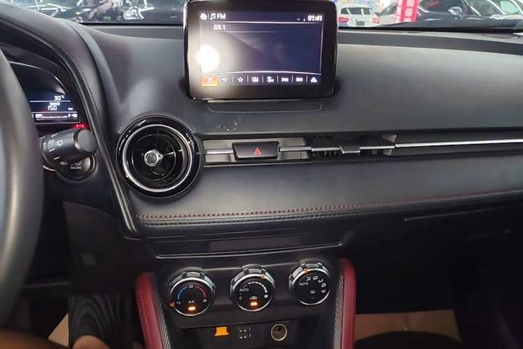 Used Mazda CX-3 2018 2.0L Automatic Prestige Edition Audio And AC Panel