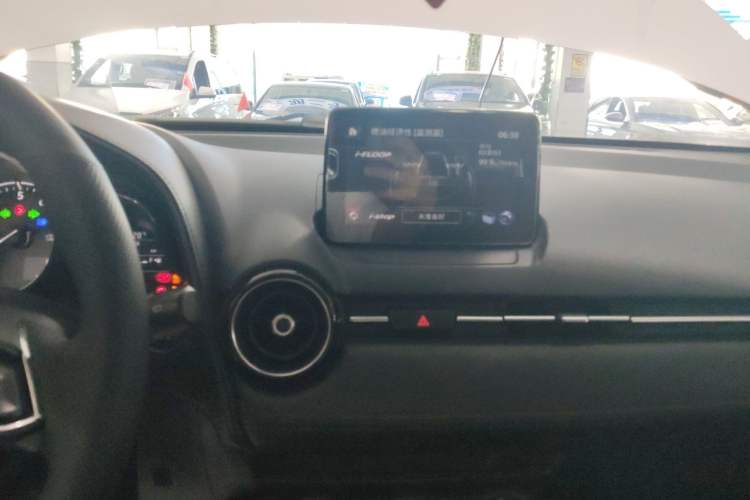 Used Mazda CX-3 2018 2.0L Automatic Prestige Edition Audio And AC Panel