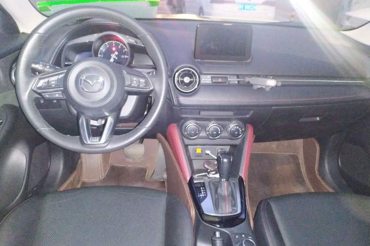Used Mazda CX-3 2018 2.0L Automatic Prestige Edition Center Console
