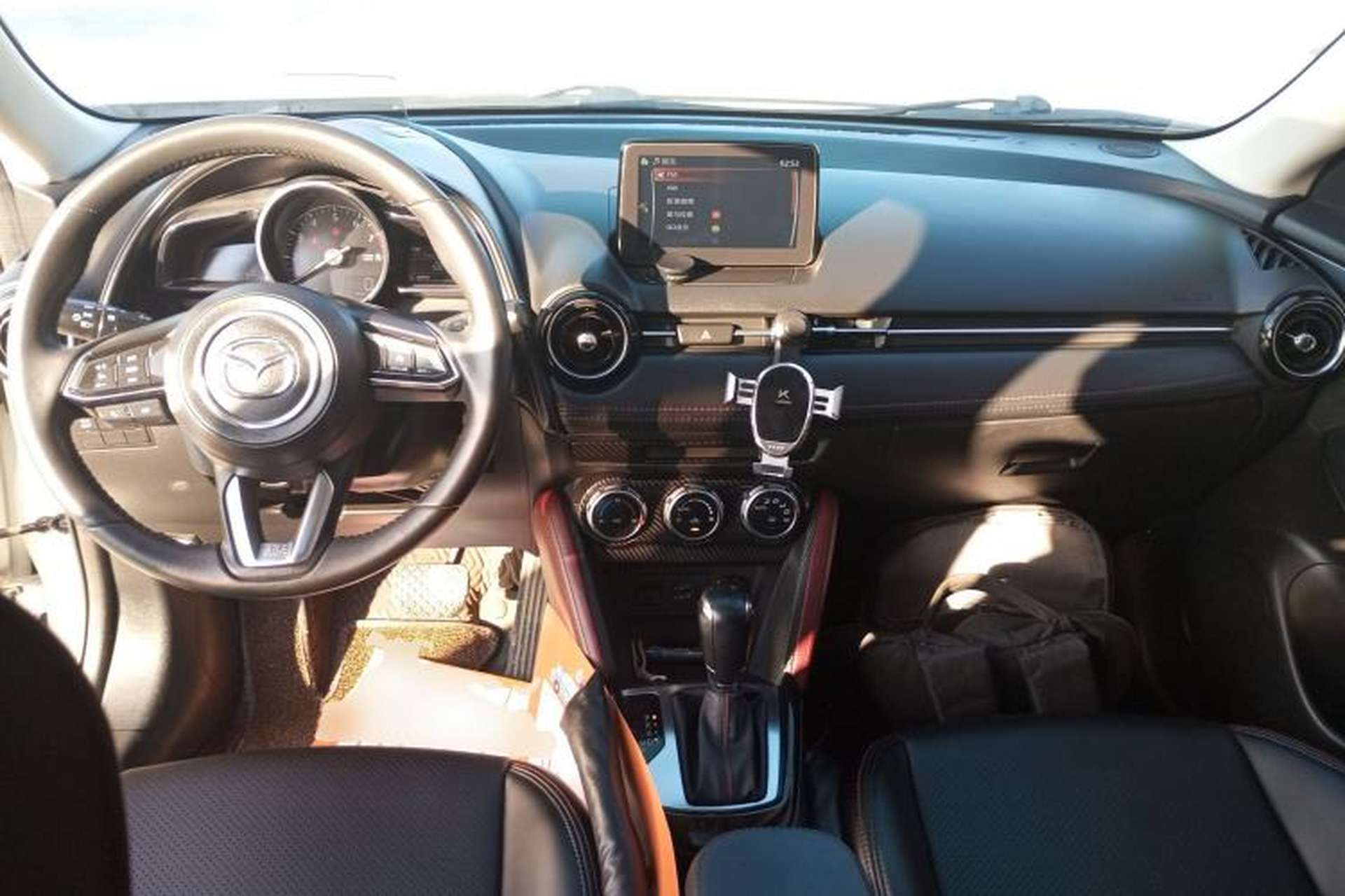 Used Mazda CX-3 2018 2.0L Automatic Prestige Edition Center Console