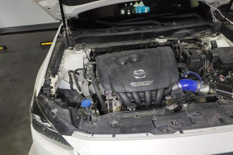 Used Mazda CX-3 2018 2.0L Automatic Luxury Version Engine Bay Right