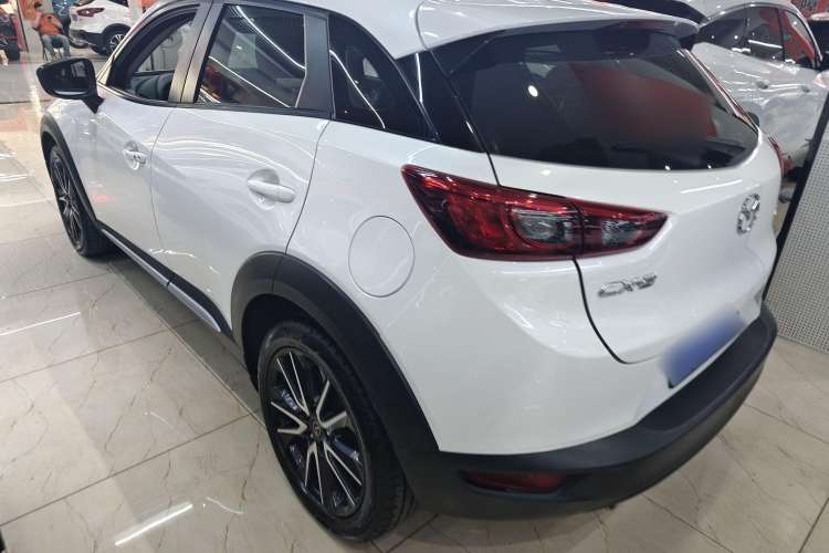 Used Mazda CX-3 2018 2.0L Automatic Prestige Edition Exterior 3