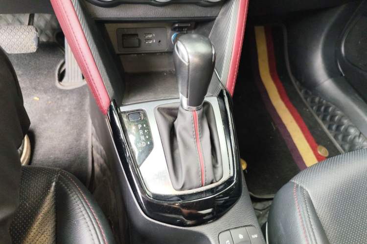 Used Mazda CX-3 2018 2.0L Automatic Prestige Edition Gear Lever