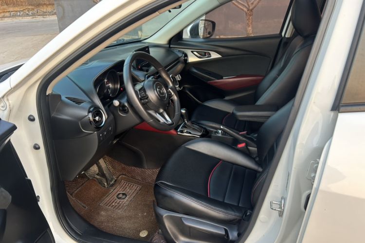 Used Mazda CX-3 2018 2.0L Automatic Prestige Edition Interior 1